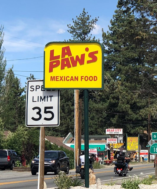 La Paws Restaurant